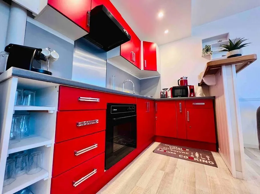 아파트 Le Red Light : Apt 4 Prs, Clim, 300M Des Plages 앙티브
